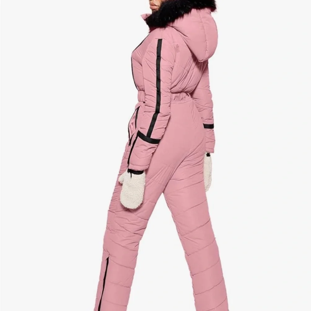 Snowsuit - Picture 3 of 3
